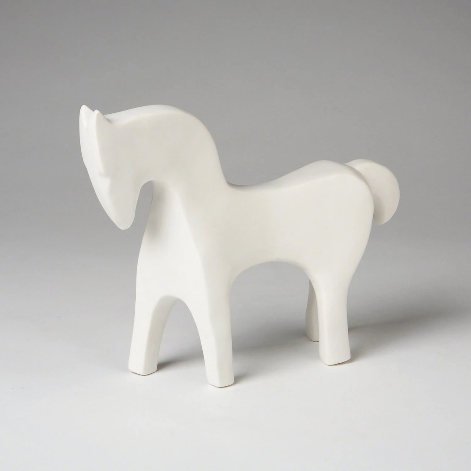Horse-Matte White 3 Horse-Matte White