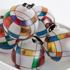 Global View Logo Ornament -Online Home Decor 56301