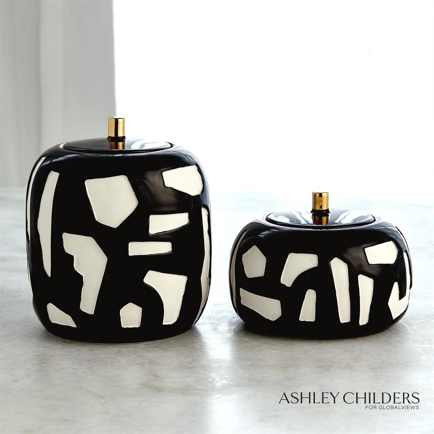 Abstract Jar-White/Black 3 Abstract Jar-White/Black