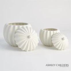 Spicchi Line Bowl W/Lid-Matte White 18 Spicchi Line Bowl W/Lid-Matte White -Online Home Decor 65582