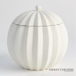 Spicchi Line Bowl W/Lid-Matte White 19 Spicchi Line Bowl W/Lid-Matte White -Online Home Decor 65584