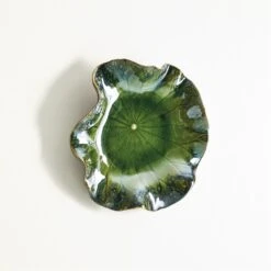 Free Formed Lily Plate-Green -Online Home Decor 69248